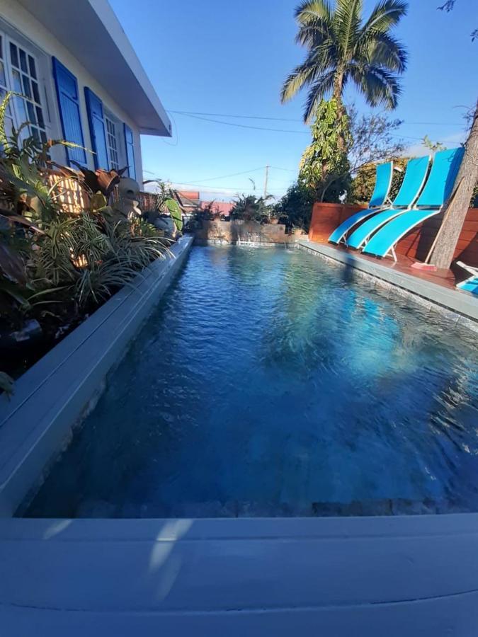 Couleurs Des Iles Apartment เลอ ตอมปง ภายนอก รูปภาพ